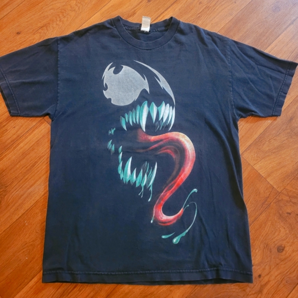 Vintage Faded Marvel Mad Engine Venom Shirt Size L